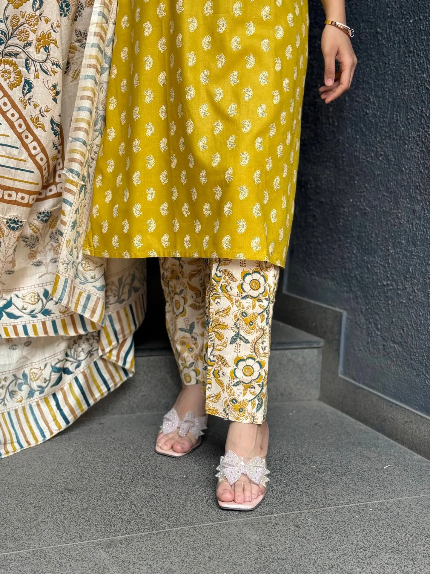 Mustard Heritage Elegance Set