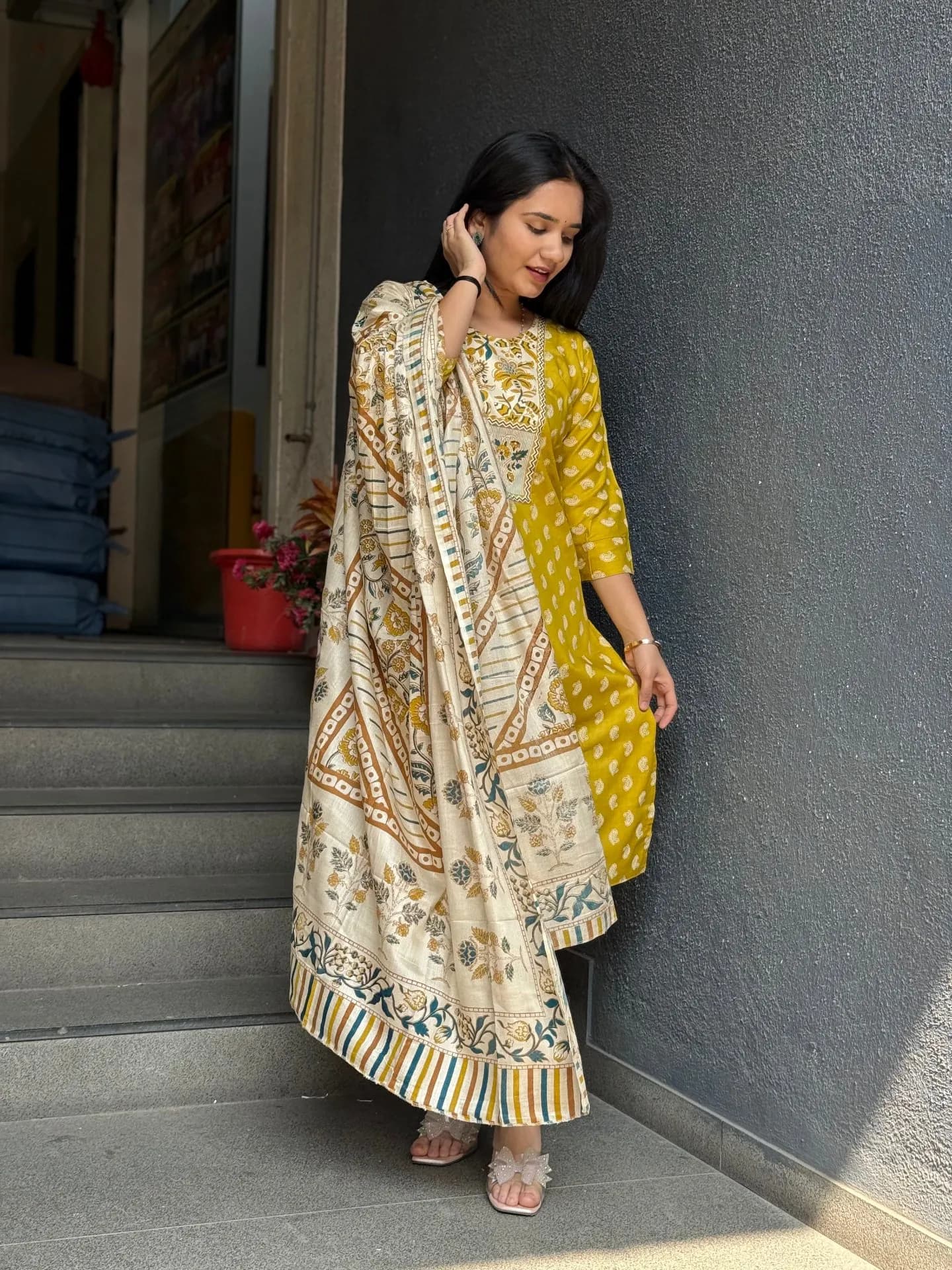 Mustard Heritage Elegance Set