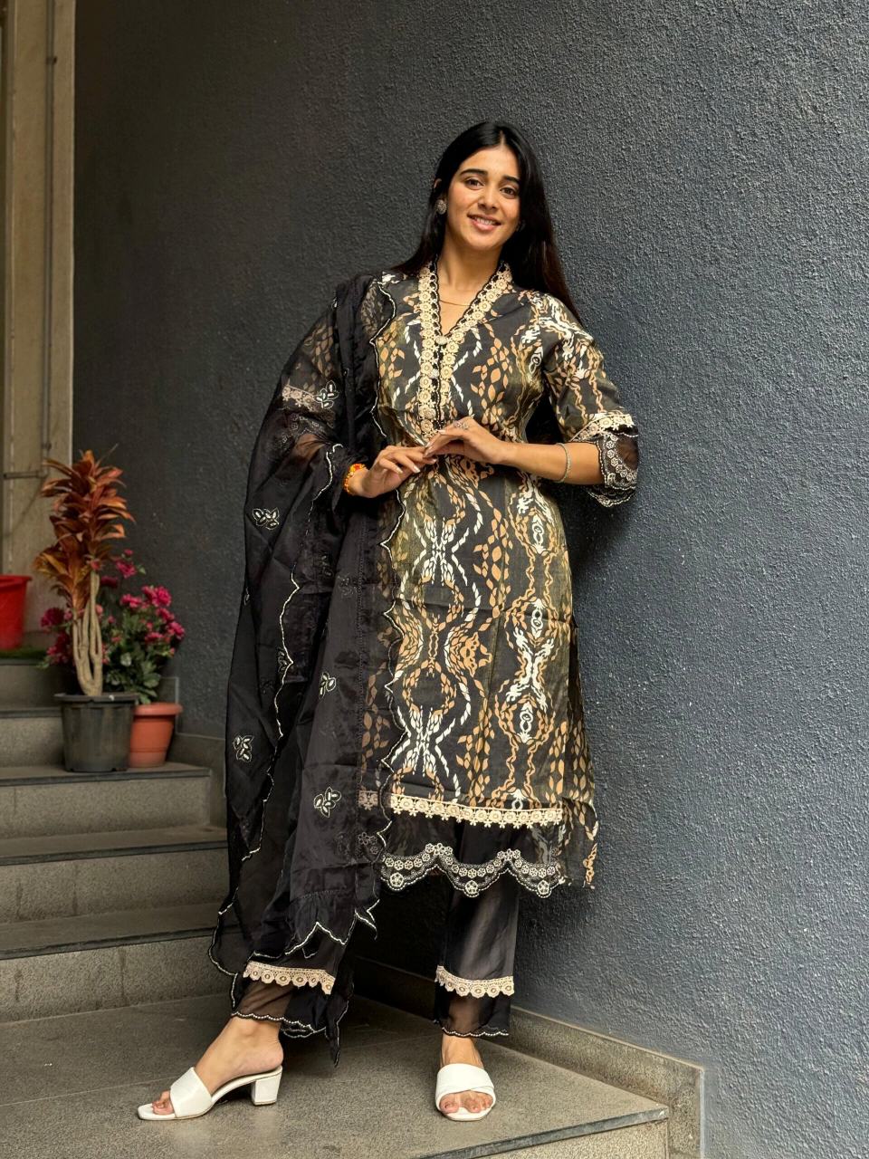 Elegant Black Printed Kurta Set with Dupatta