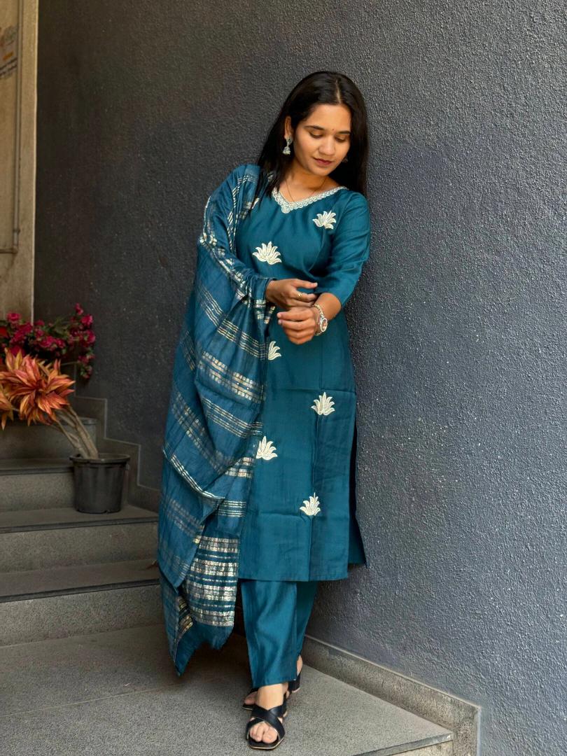 Lotus Eternelle Suit Set