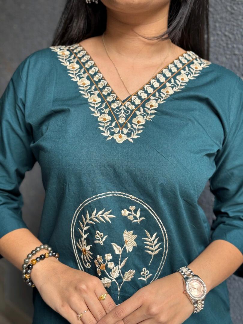 Sayyami Emerald Motif Cord Set